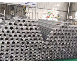 密集型母線(xiàn)槽